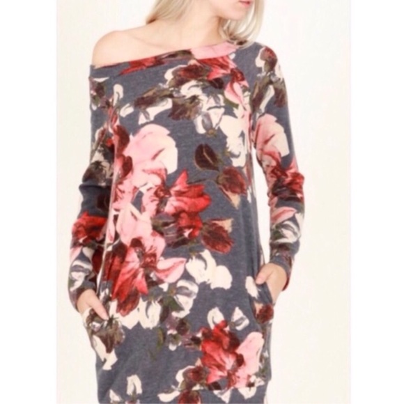 Floral One Shoulder Sweater - Picture 7 of 7